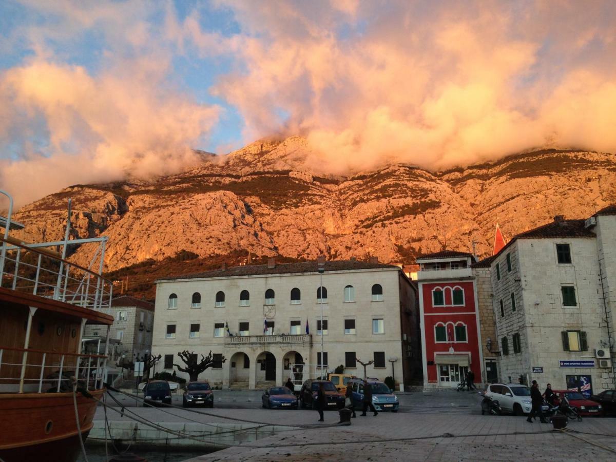 Apartments Drago Makarska Exteriör bild